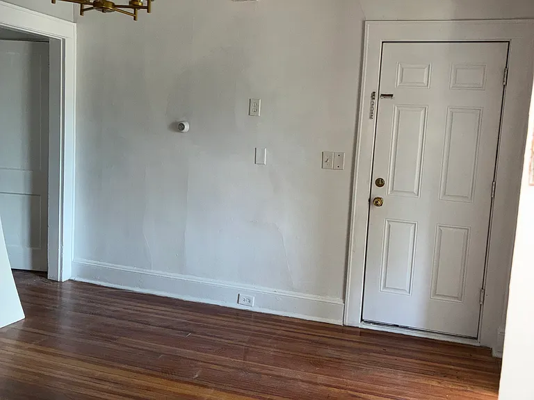 1648-1650 Madison Ave #3 — Photo 9
