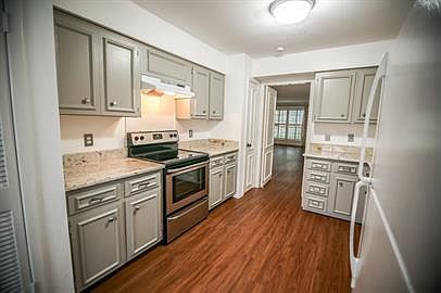 1st image of 7926 Broadway St #208-1