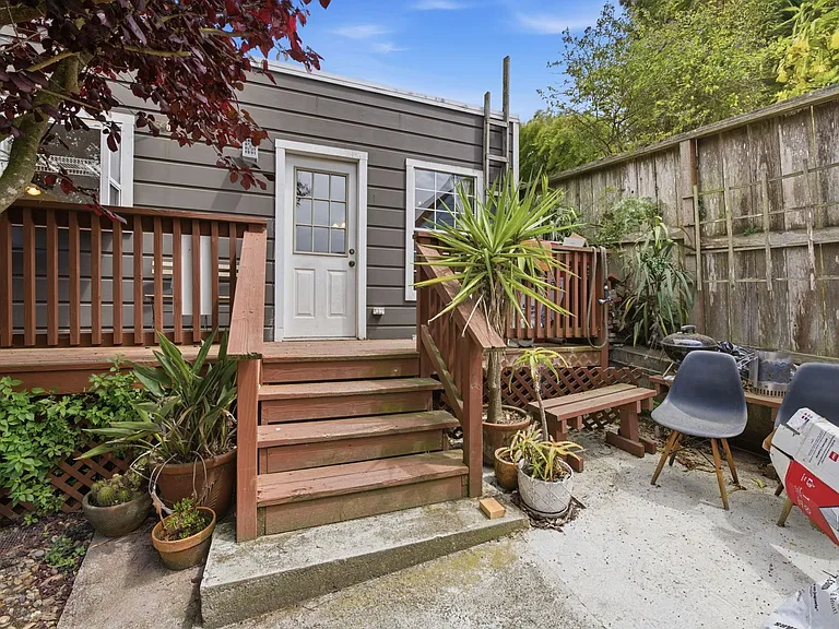 3553 Mission St #C — Photo 23