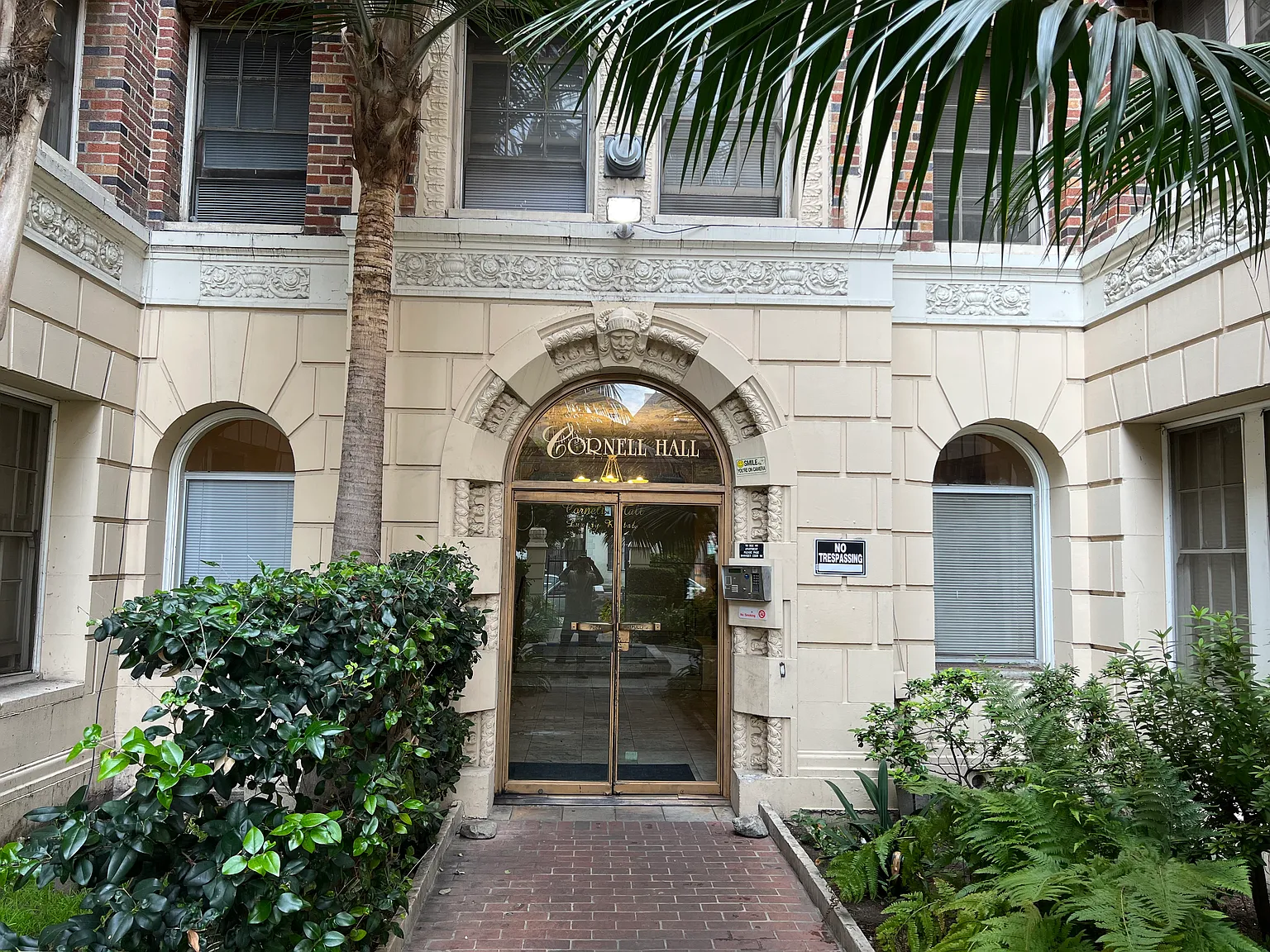1 bed, 925 sqft, $1,949 — Photo 4