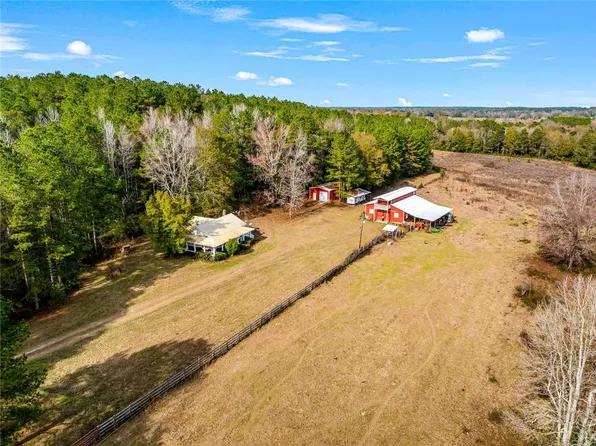 26229 Mustang Ln, Mount Hermon, LA 70450