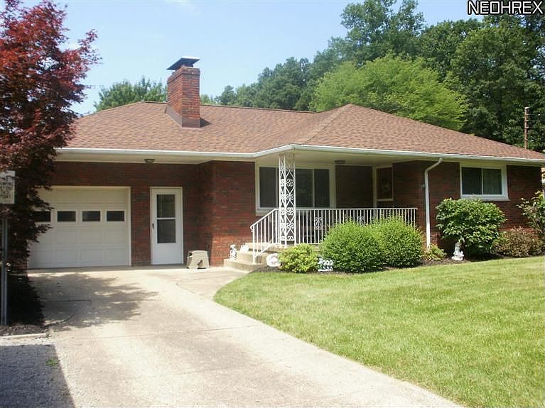 1st image of 129 Evans Ave