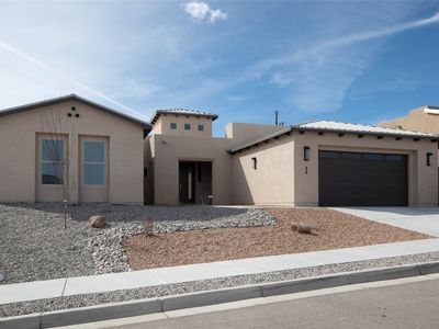 25 Confianza St, Los Alamos, NM, 87544