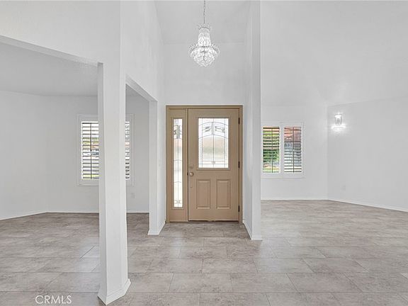 4th image of 10352 Primrose Ct