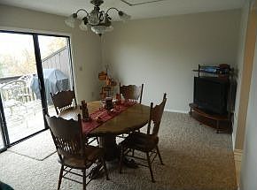 4th image of 408 Manor Dr APT B