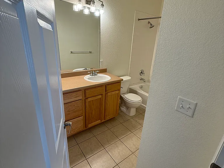 8105 E 11th Ave #4A — Photo 9