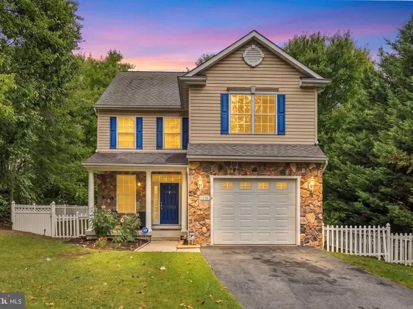 1210 Pekin Rd, Pasadena, MD 21122