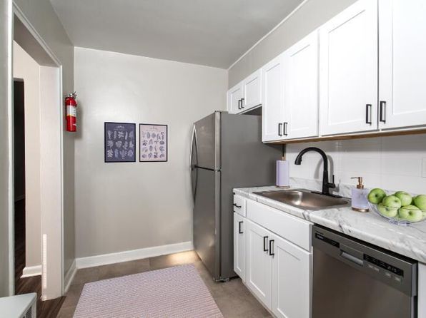 53 Maier St #268D