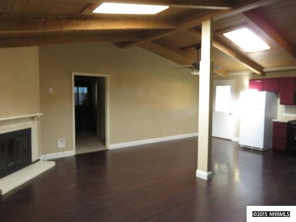 2nd image of 1122 Prospect Ave