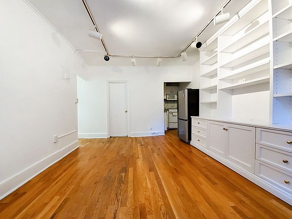 3rd image of 1287 Madison Ave APT 2