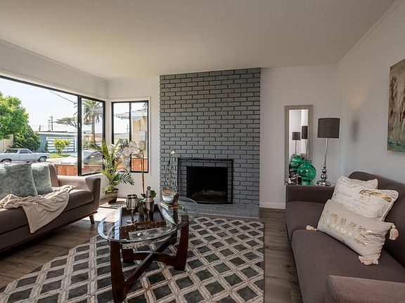 3rd image of 114 Manzanita Ave