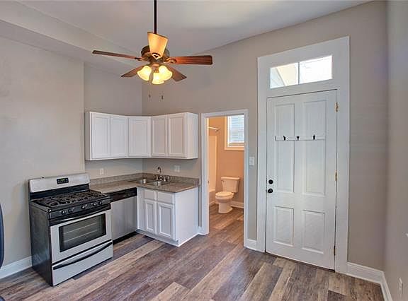 3rd image of 3253 Annunciation St