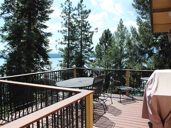 3rd image of 753 Lassen View Dr