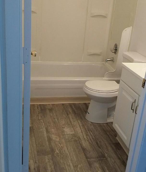 2nd image of 20 Estate Dr APT 3