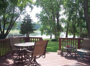 776 Dartmouth Dr, Rochester Hills, MI 48307