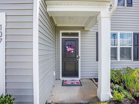 4th image of 107 Horizon Ridge Drive