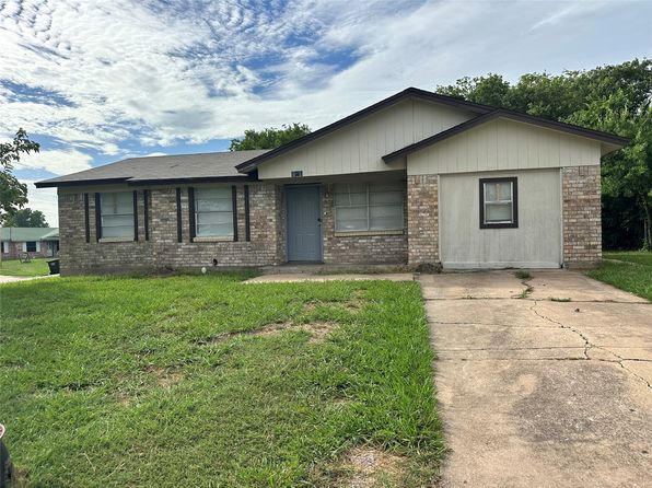Home for Sale in Greenville TX