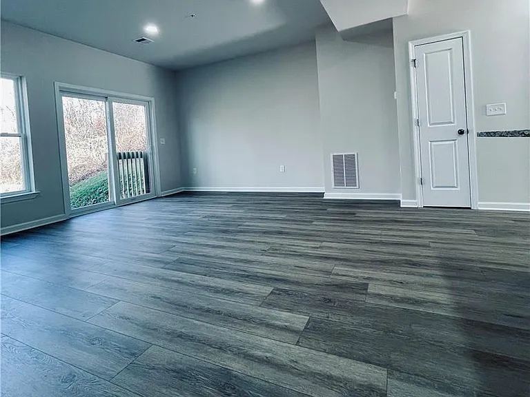 314 Barber St #35 — Photo 23