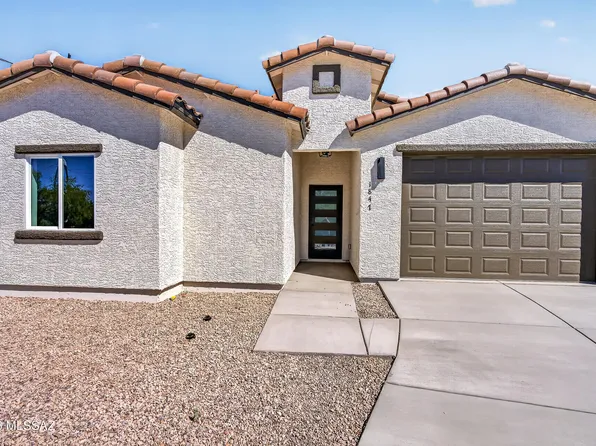 1792 Salvador Ct, Rio Rico, AZ 85648