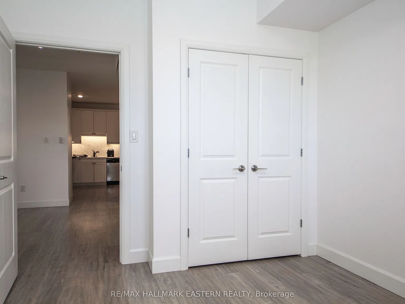 2 bed, $25,800 — Photo 4