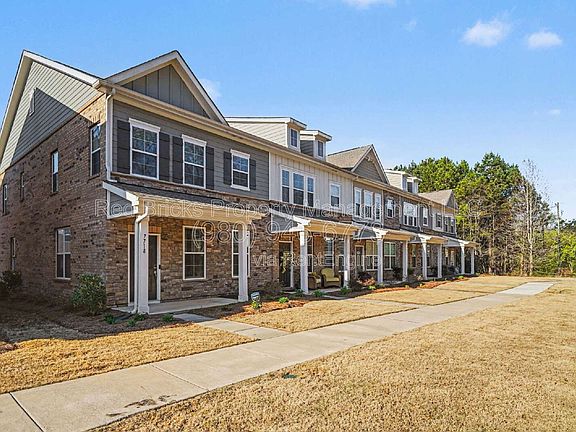 3rd image of 7718 Nelson Rd