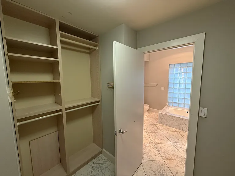 8030 Walinca Ter — Photo 19