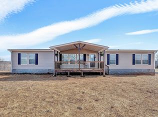 2206 Lipscomb Rd, Moneta, VA 24121