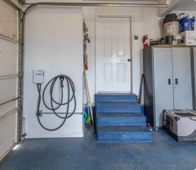 2212 N 700 W — Photo 20
