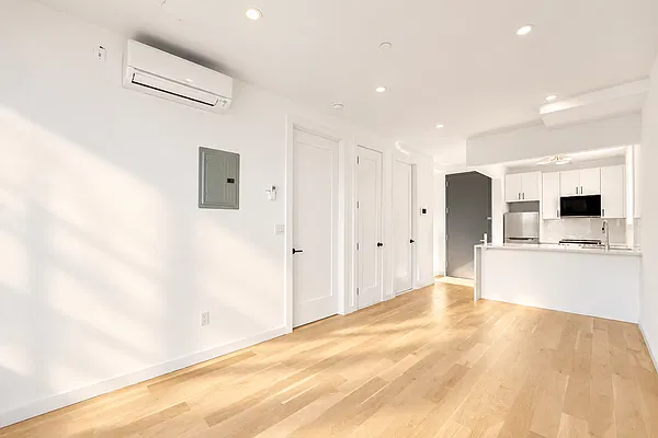 Living room, photo 4