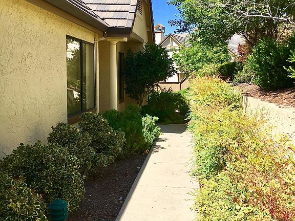 3rd image of 7658 Falkirk Dr