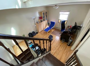 3231 N Clark St #13289011, Chicago, IL 60657