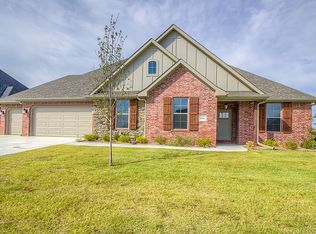 5514 Nottingham Dr, Bartlesville, OK 74006