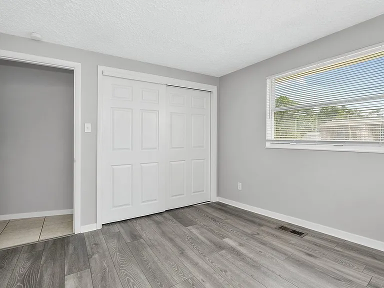 4301 W Arch St — Photo 15
