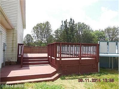 Exterior (Rear)