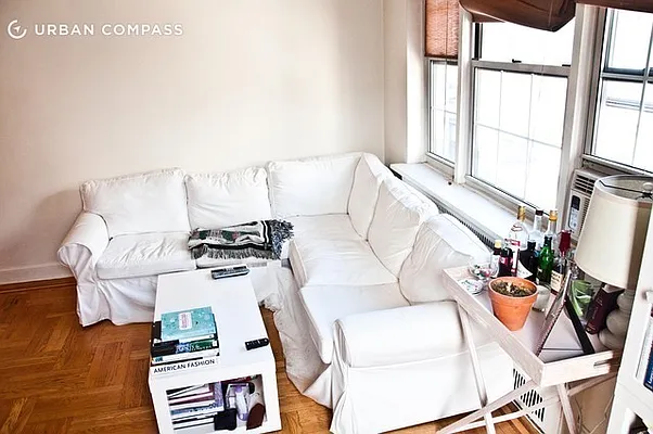 Rented by Compass | media 51