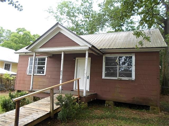 1st image of 830 Avenue D