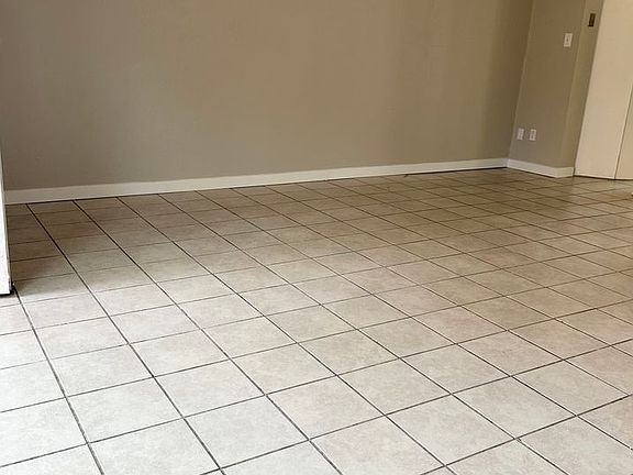 5th image of 4212-4226 Loomis Ave #4216