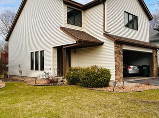 5690 Birch Trl, Shoreview, MN 55126