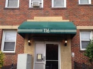 116 44th St NE APT 208, Washington, DC 20019