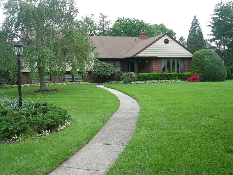 Beautiful Corner Property