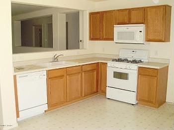2nd image of 2827 W Greenstreak Dr