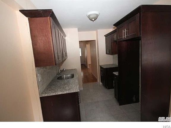 2nd image of 1019 E 224th St #1