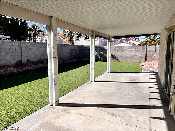 4th image of 1033 Sun Poppy Ave