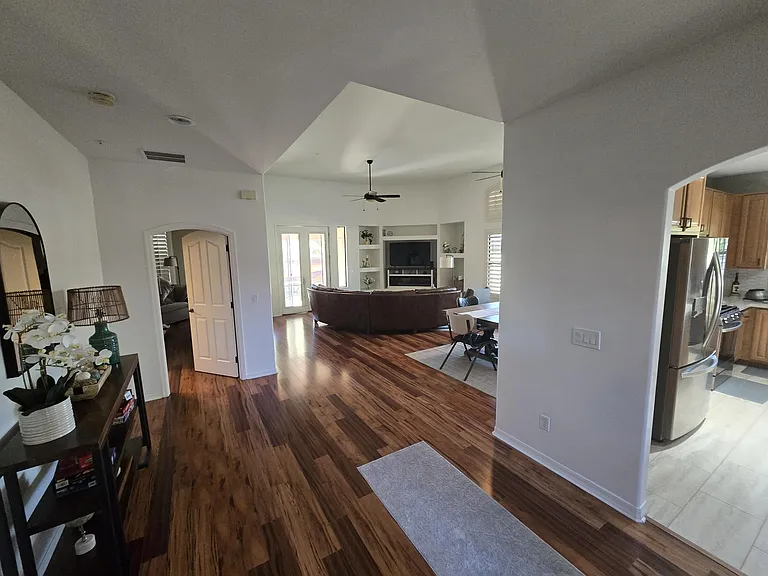 150 N Lakeview Blvd #16 — Photo 5