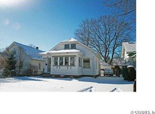 109 California Dr, Rochester, NY 14616