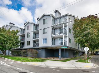 9200 Greenwood Ave N APT 101, Seattle, WA 98103