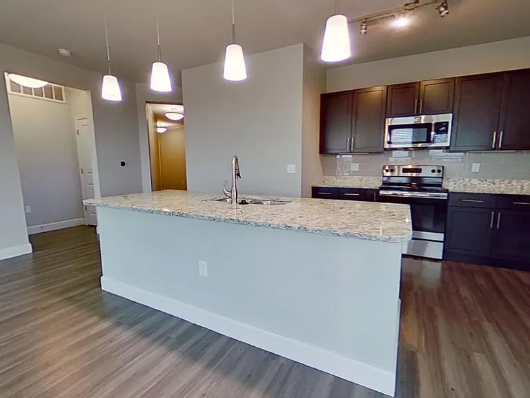 The Vue at Creve Coeur Apartments — Photo 125