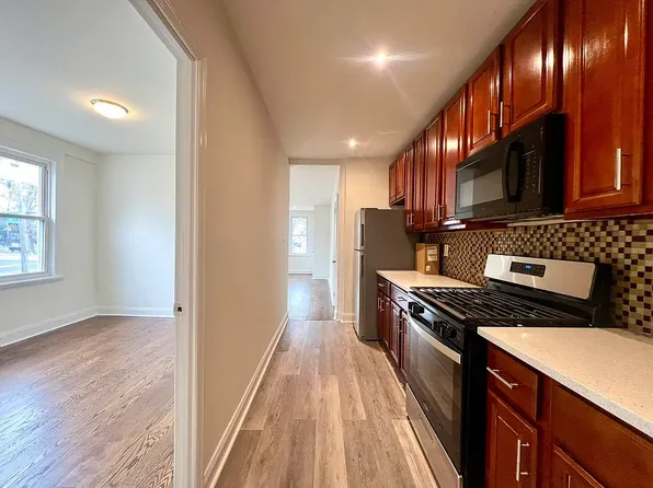 127-02 95th Avenue image 3 of 16