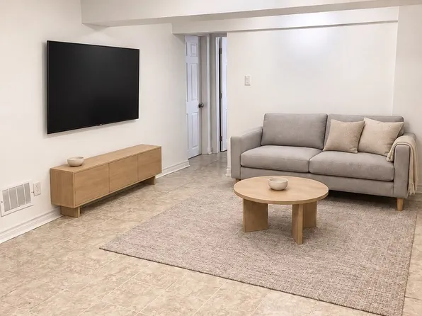 137 Tavistock Rd #Basement, Toronto, ON M3M 2P3