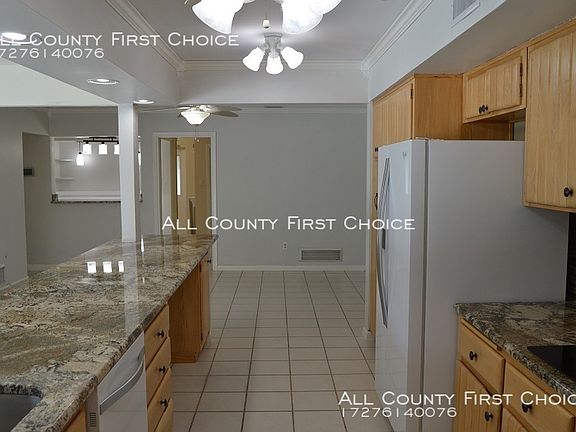 5th image of 3895 High Bluff Dr
